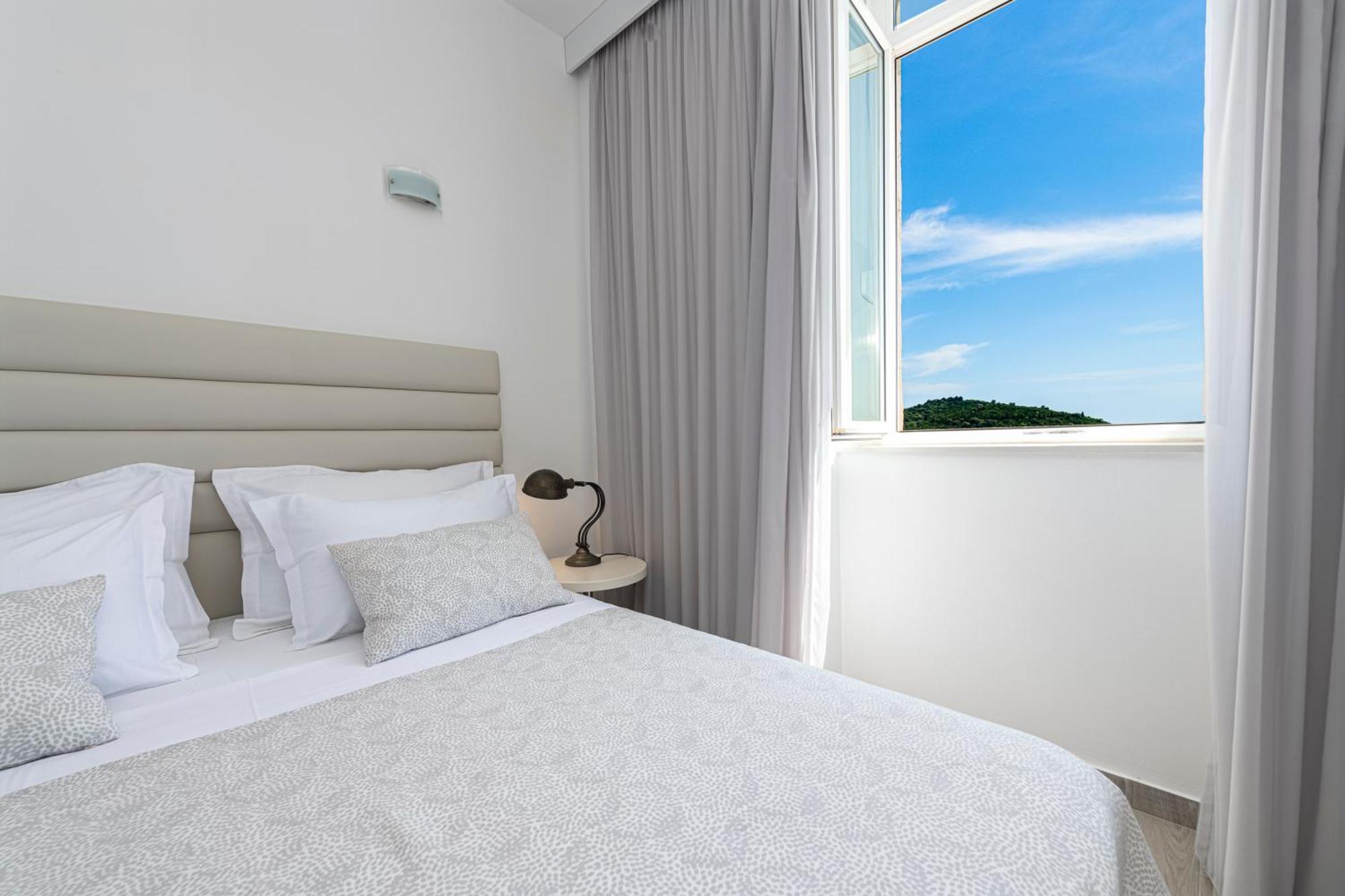 Banje Beach Oasis Apartment Dubrovnik Bagian luar foto